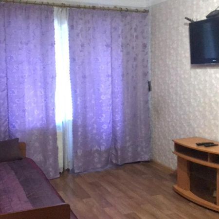 2К Апартаменты Возле Жд Вокзала И Академии 096-55-48-111 Khmelʼnytsʼkyy Esterno foto